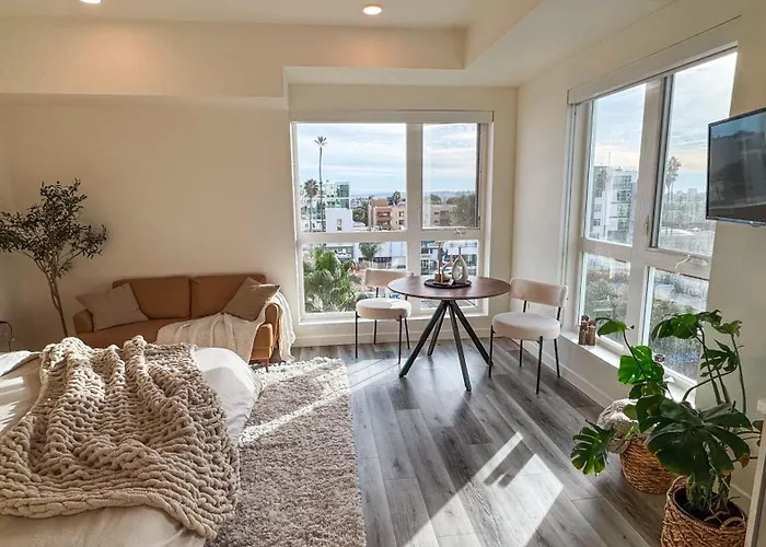Lovely Studio In Heart Of Hollywood