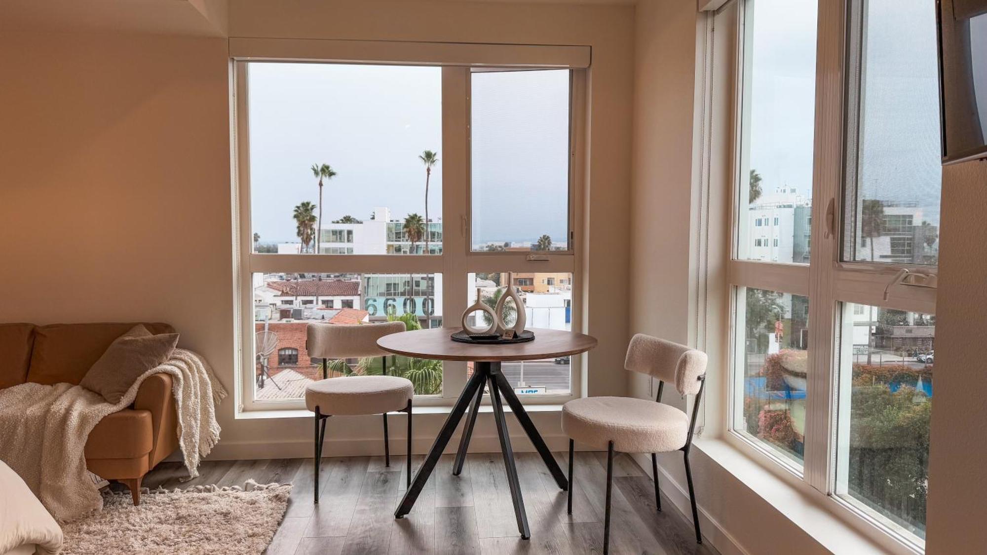 Apartment Lovely In Heart Of Hollywood *