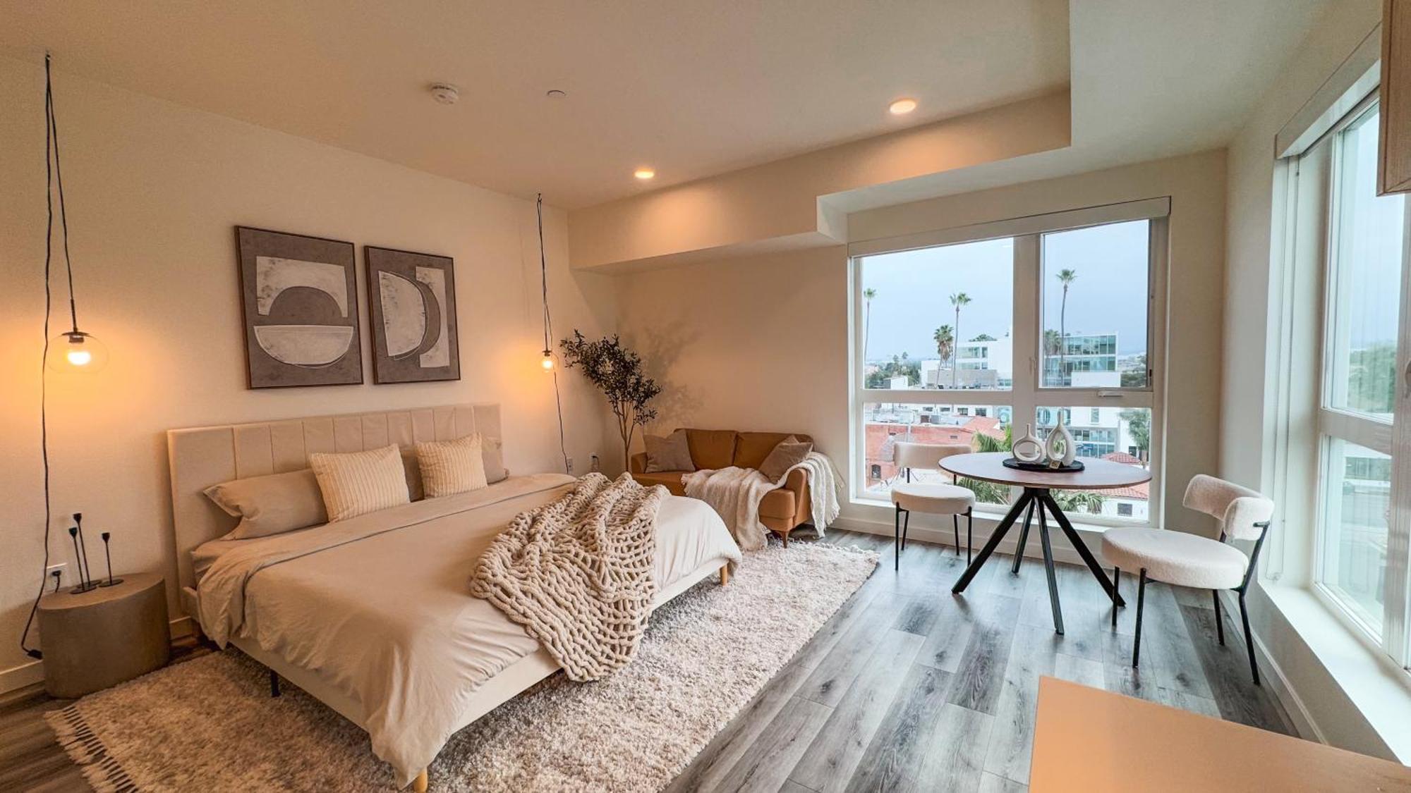 Apartment Lovely In Heart Of Hollywood Los Angeles