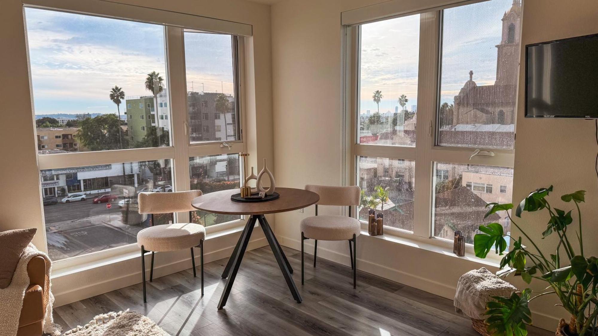 Apartment Lovely In Heart Of Hollywood